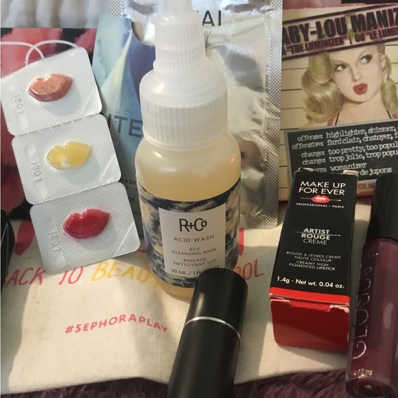 Brand New High End Make-Up Bundle - Picture 10 of 16